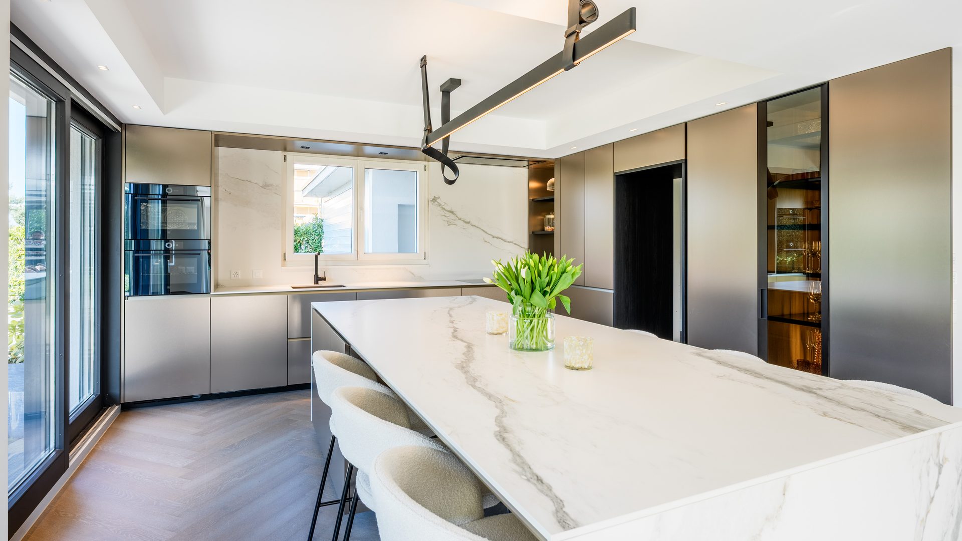 Spacious and bright villa — photo 2