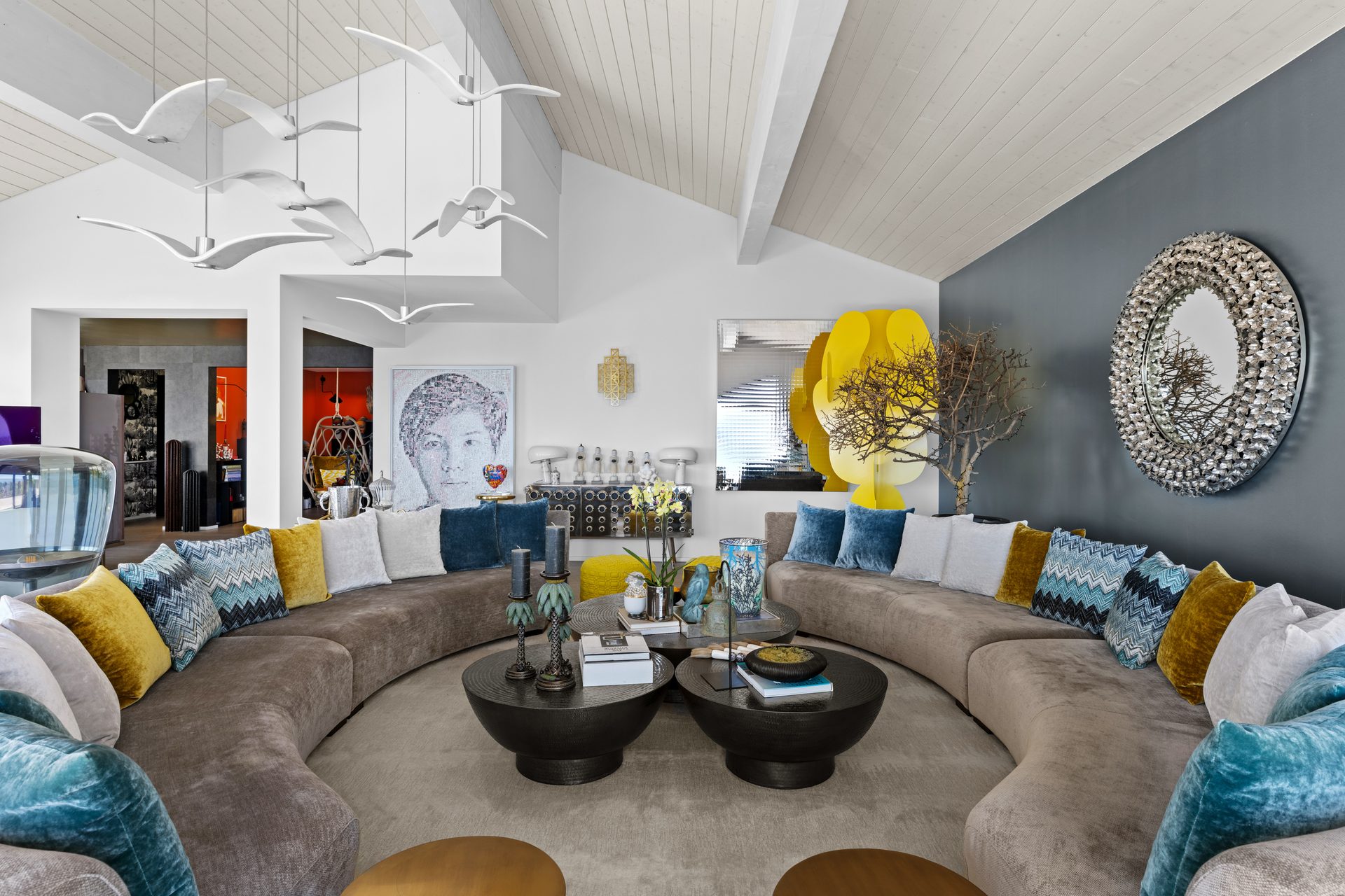 Overall view of the living room