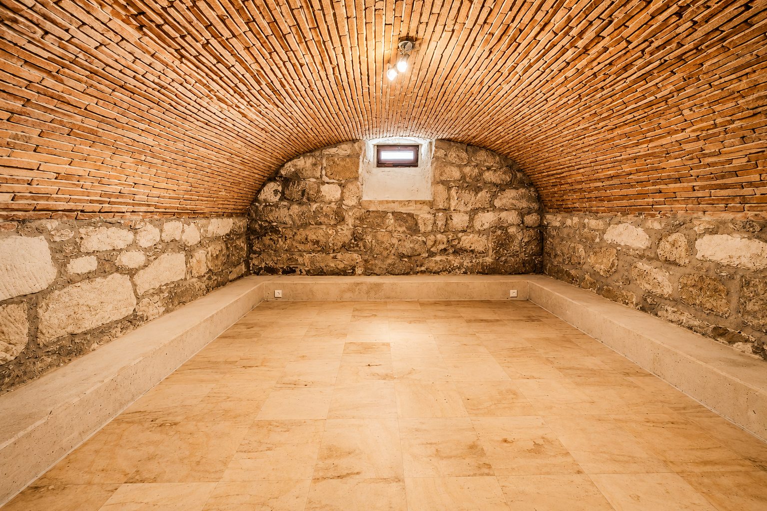 Renovated traditional Vaud farmhouse with potential — photo 2