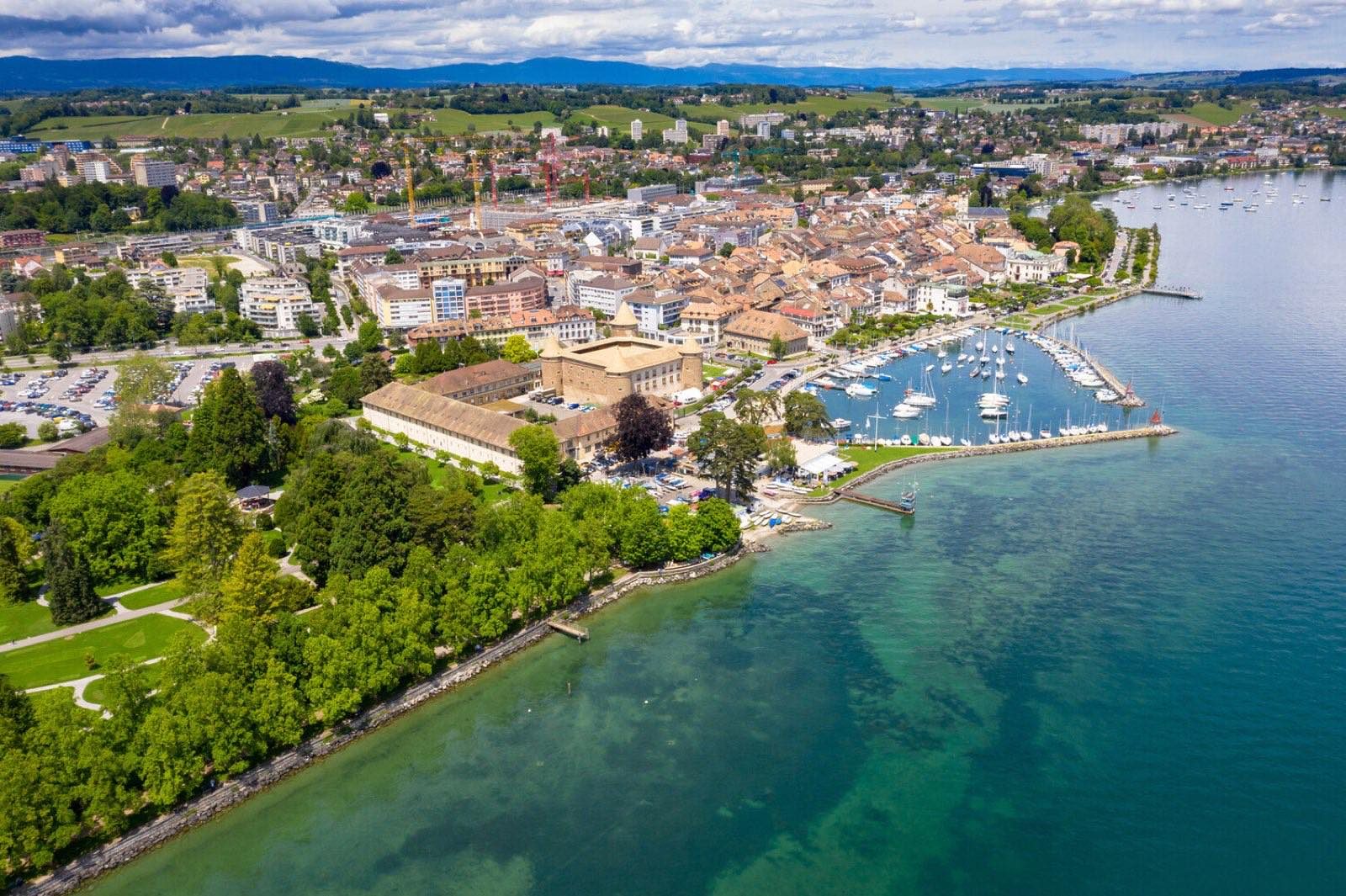 Vue sur le lac Léman depuis Nyon